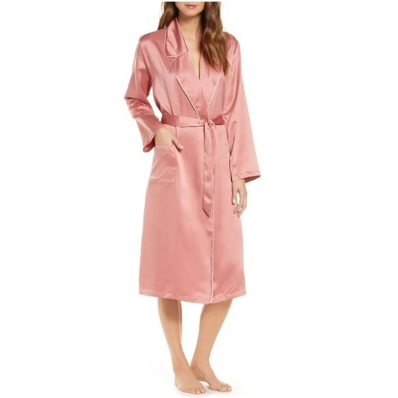 Rachel Parcell Satin Robe - Picture 5 of 5